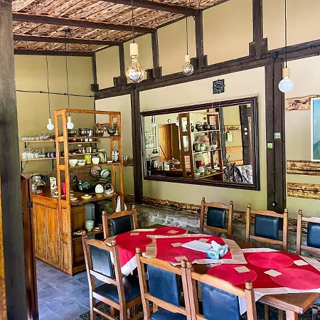 Farm stay Pensjonat Stajnia Cesarska